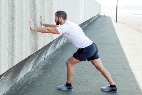 standing wall stretch achilles tendon